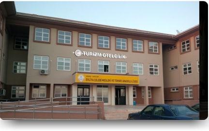 Evliya Çelebi Mesleki ve Teknik Anadolu Lisesi Fotoğrafı